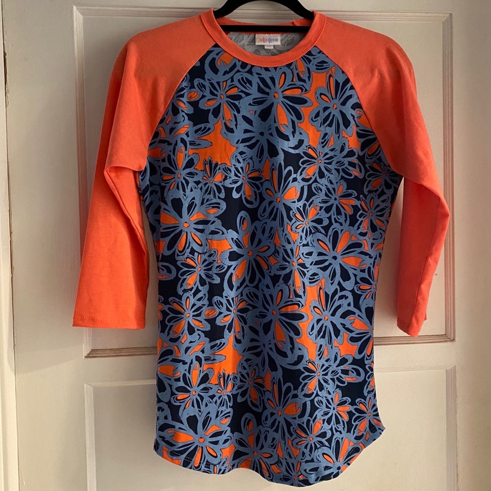 Lularoe Randy baseball tee